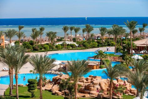 AMWAJ OYOUN RESORT & CASINO