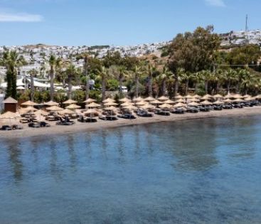 GOLDEN BEACH HOTEL