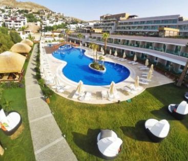 BELLAZURE HOTEL