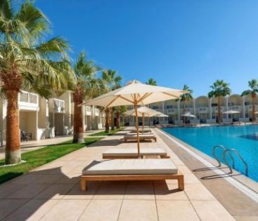 REEF OASIS BEACH RESORT
